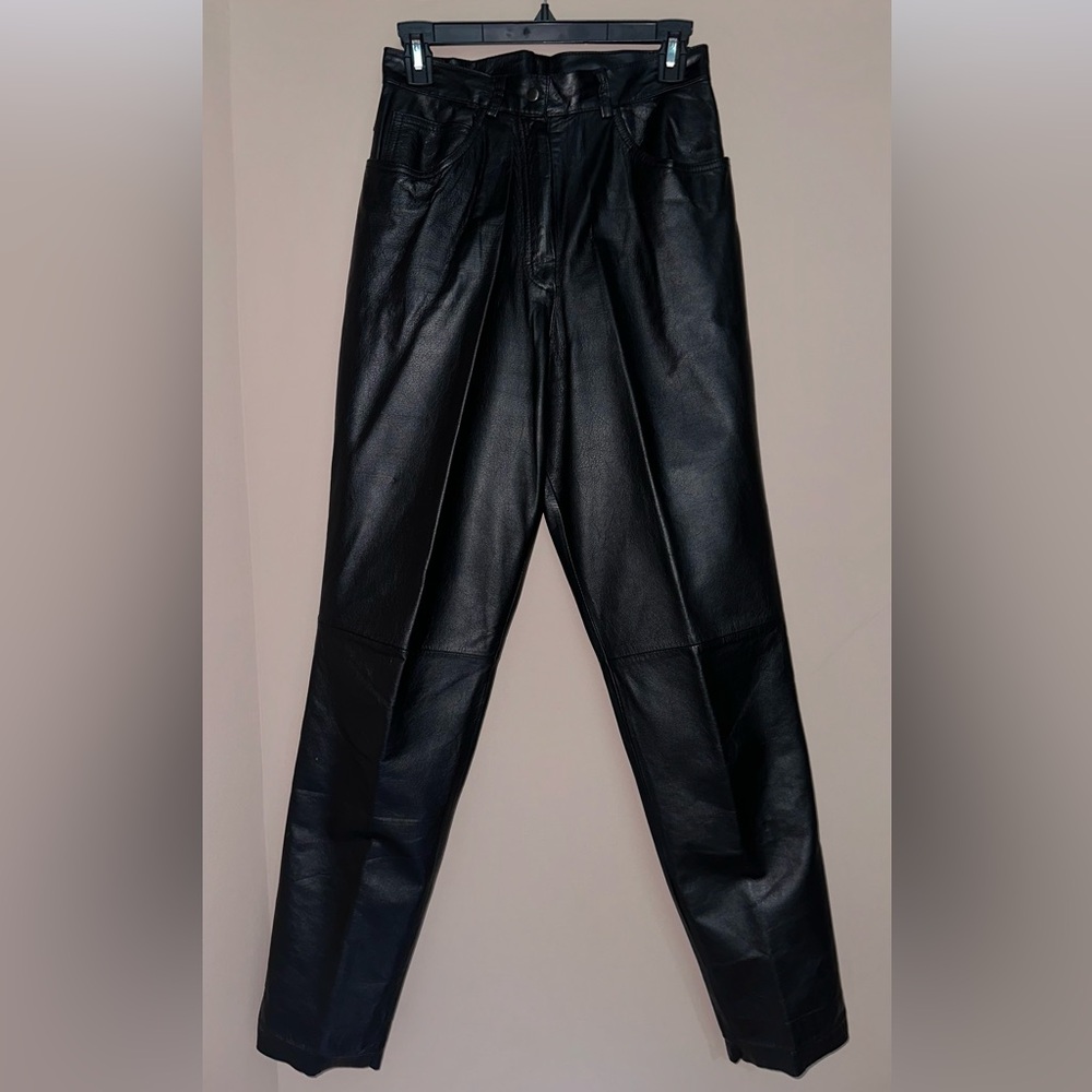Elements Exclusively Spiegel Black leather pants. Size 6.